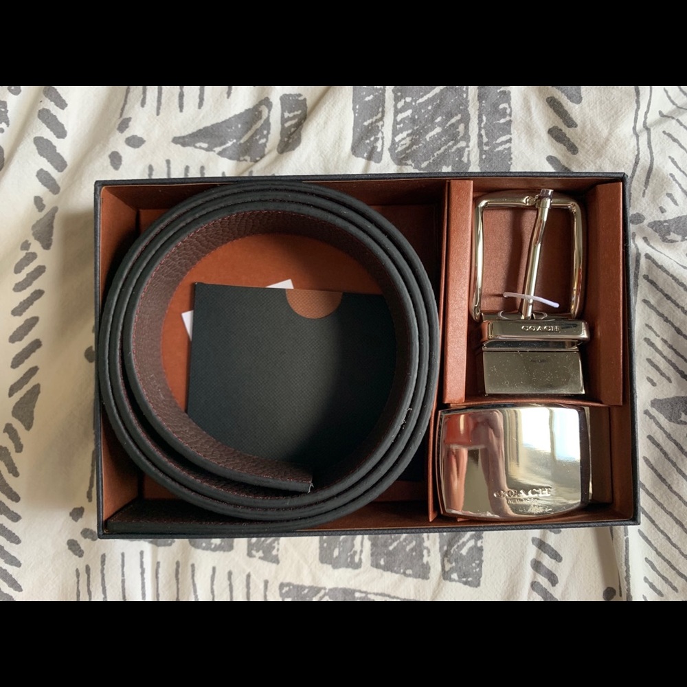 All leather Coach Reversible Belt w/Original Box